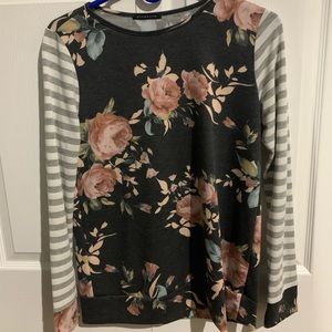 long sleeve flower pattern top